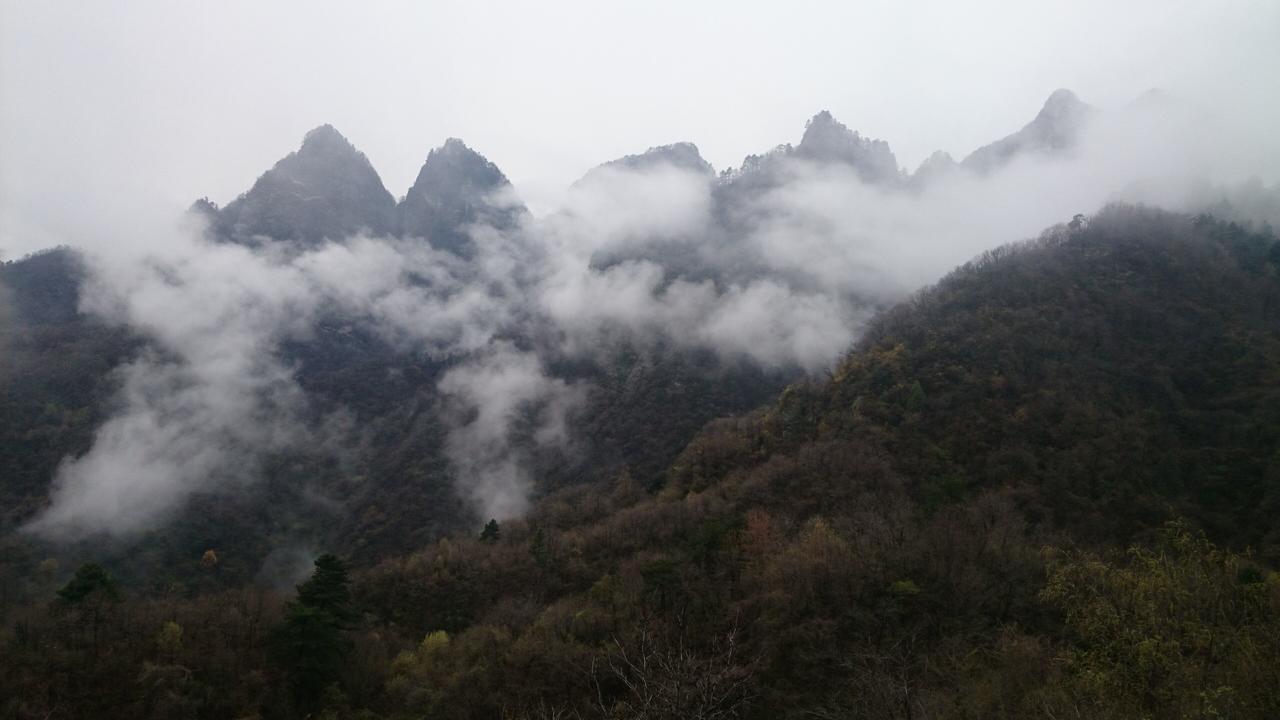 Taichi Hotel Danjiangkou Bagian luar foto