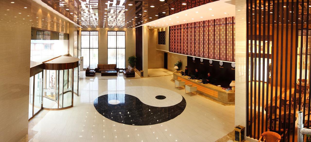 Taichi Hotel Danjiangkou Bagian luar foto