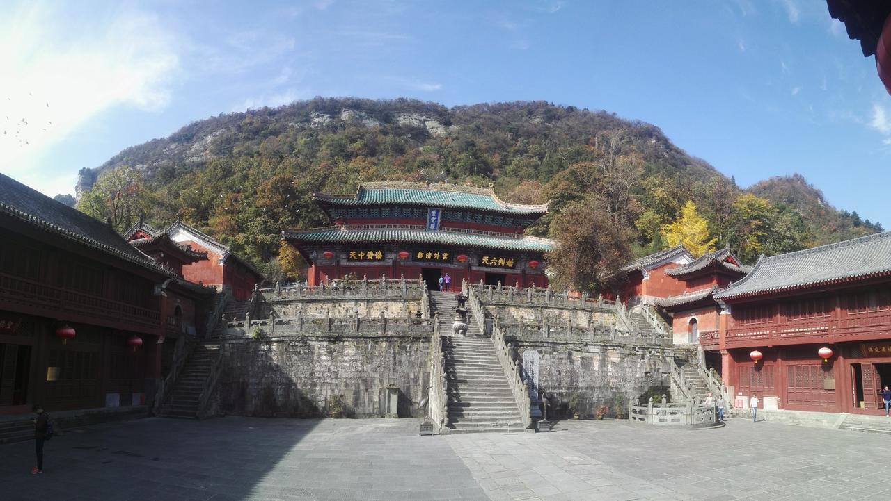 Taichi Hotel Danjiangkou Bagian luar foto